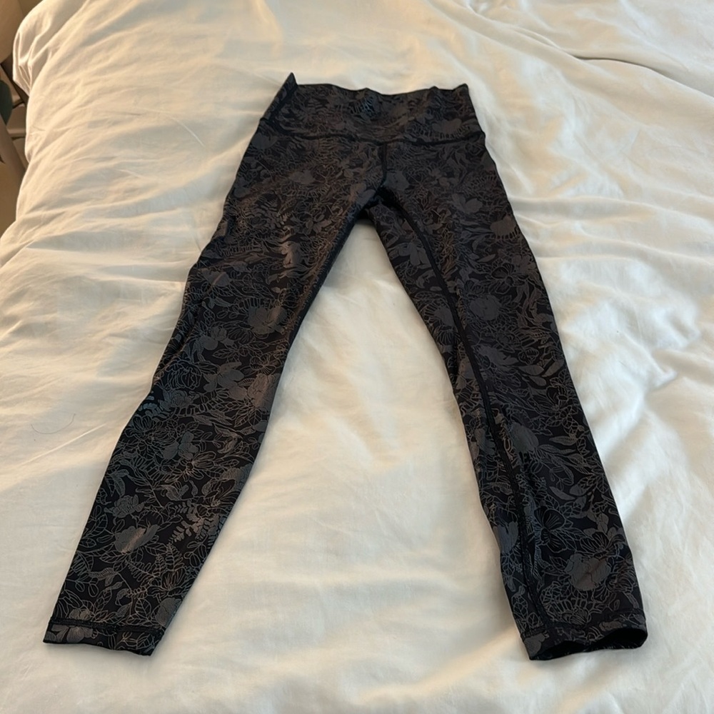 LULULEMON Legging Size 4